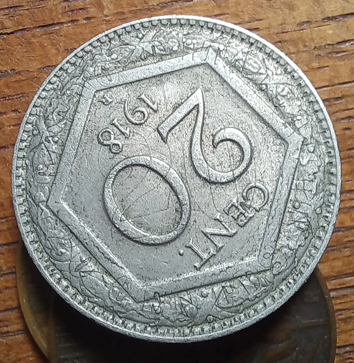 Italy---20-Centesimi-1918-Overstrucked-On-20-Centesimi-1894-?