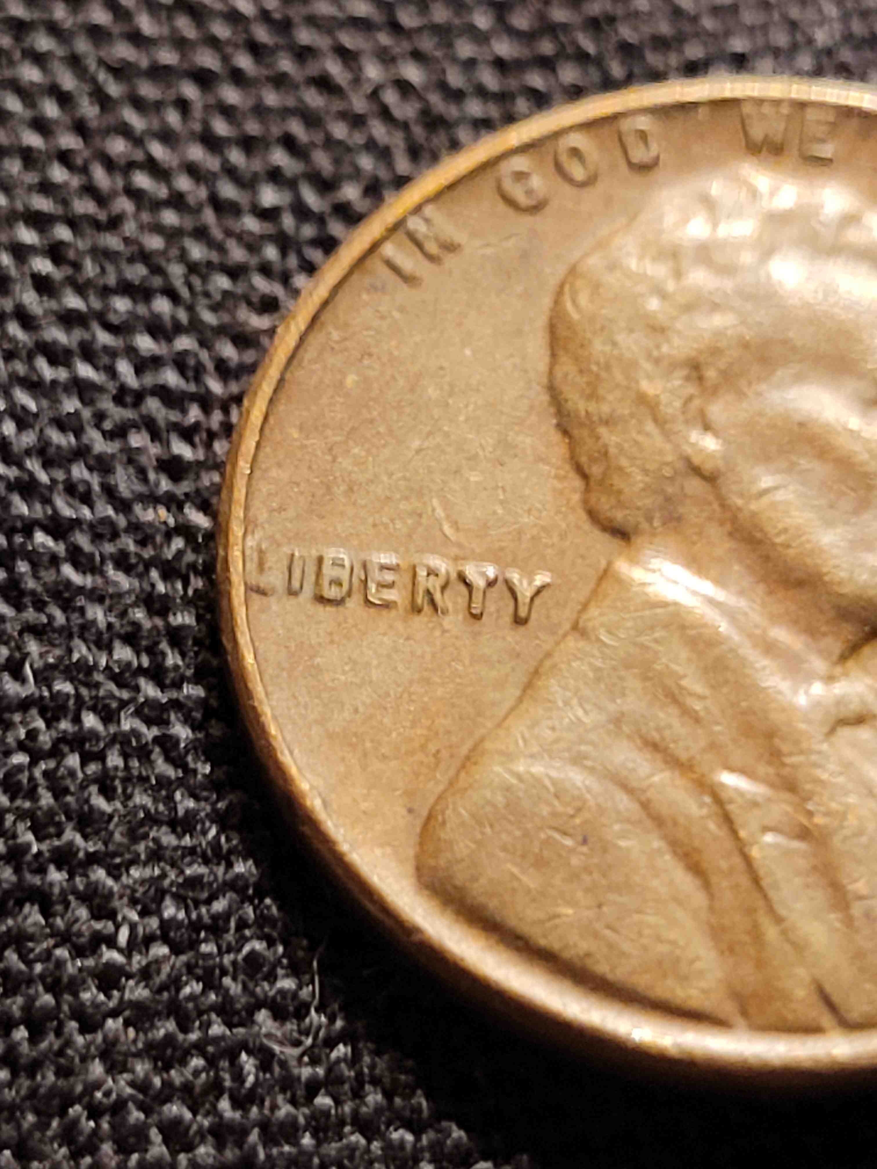 1962-D-Lincoln-Memorial-Cent-L-I-B-E-R-Yy?