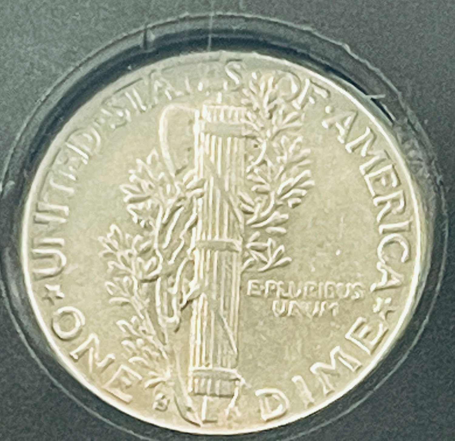 1944-S-Mercury-Dime:-What-Is-This-With-The-Rim?