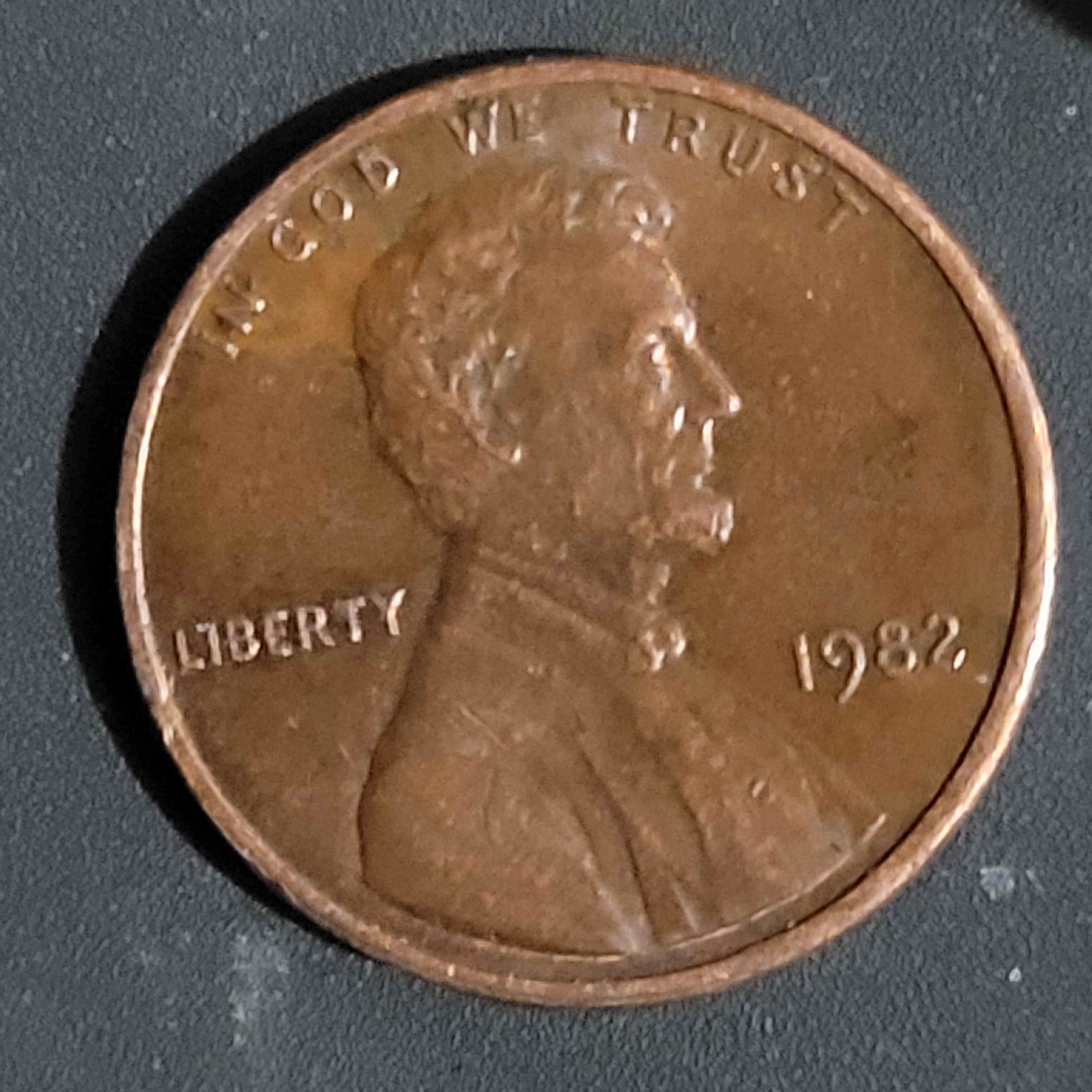 1982-D-Small-Date-Lincoln-Cent-Error-Please-Look-At