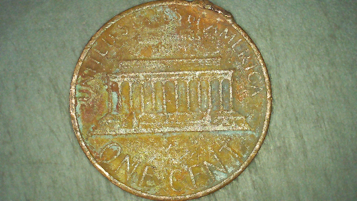 1981-LMC-Coin-Is-In-Terrible-Shape-Not-Worth-2x2-But-Am-Curious-As-To-What-Is-On-The-Rim,-Cud?