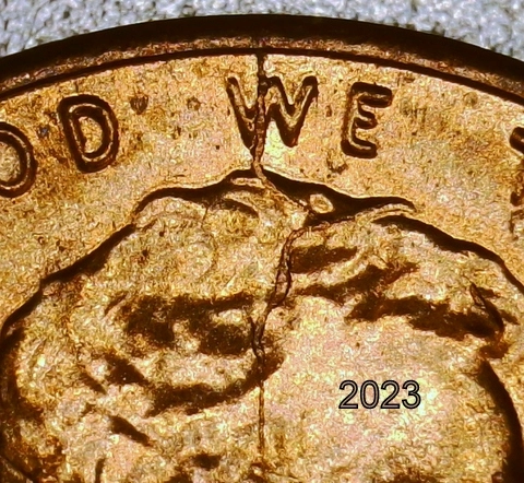 CRH-Bank-Box-Of-Pennies-/-The-First-25-Rolls