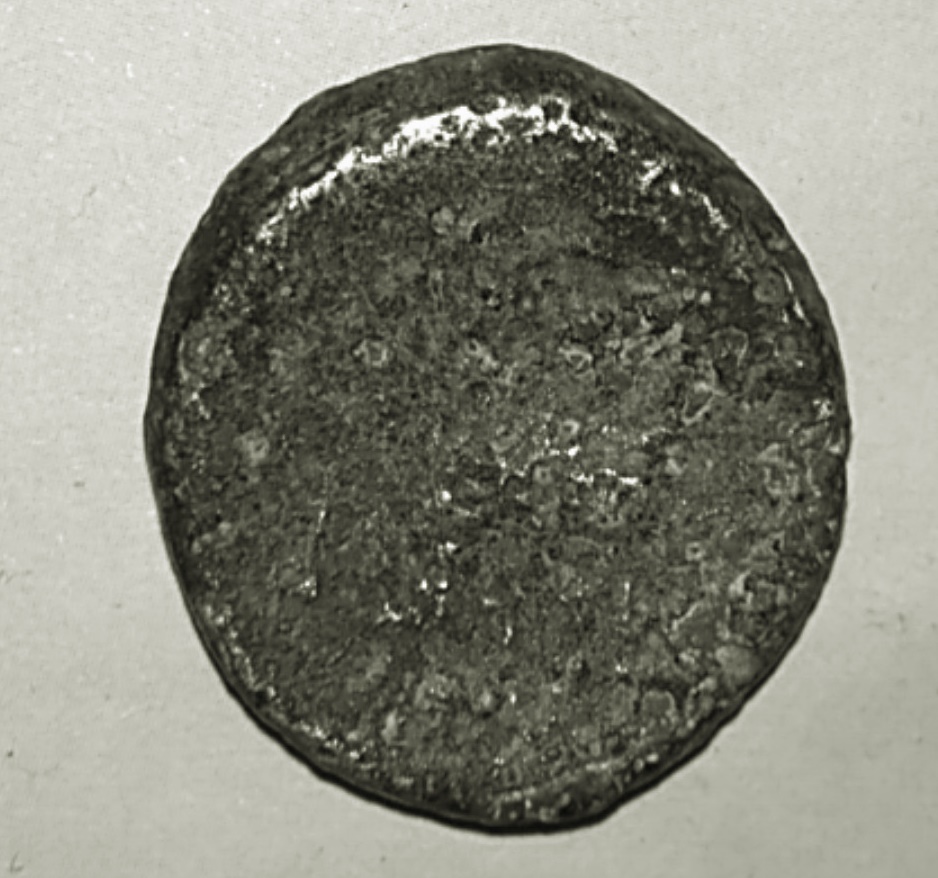 Unknown-Worn-Gold-Coin-UK-Anybody-Know-What-It-Is-Thanks
