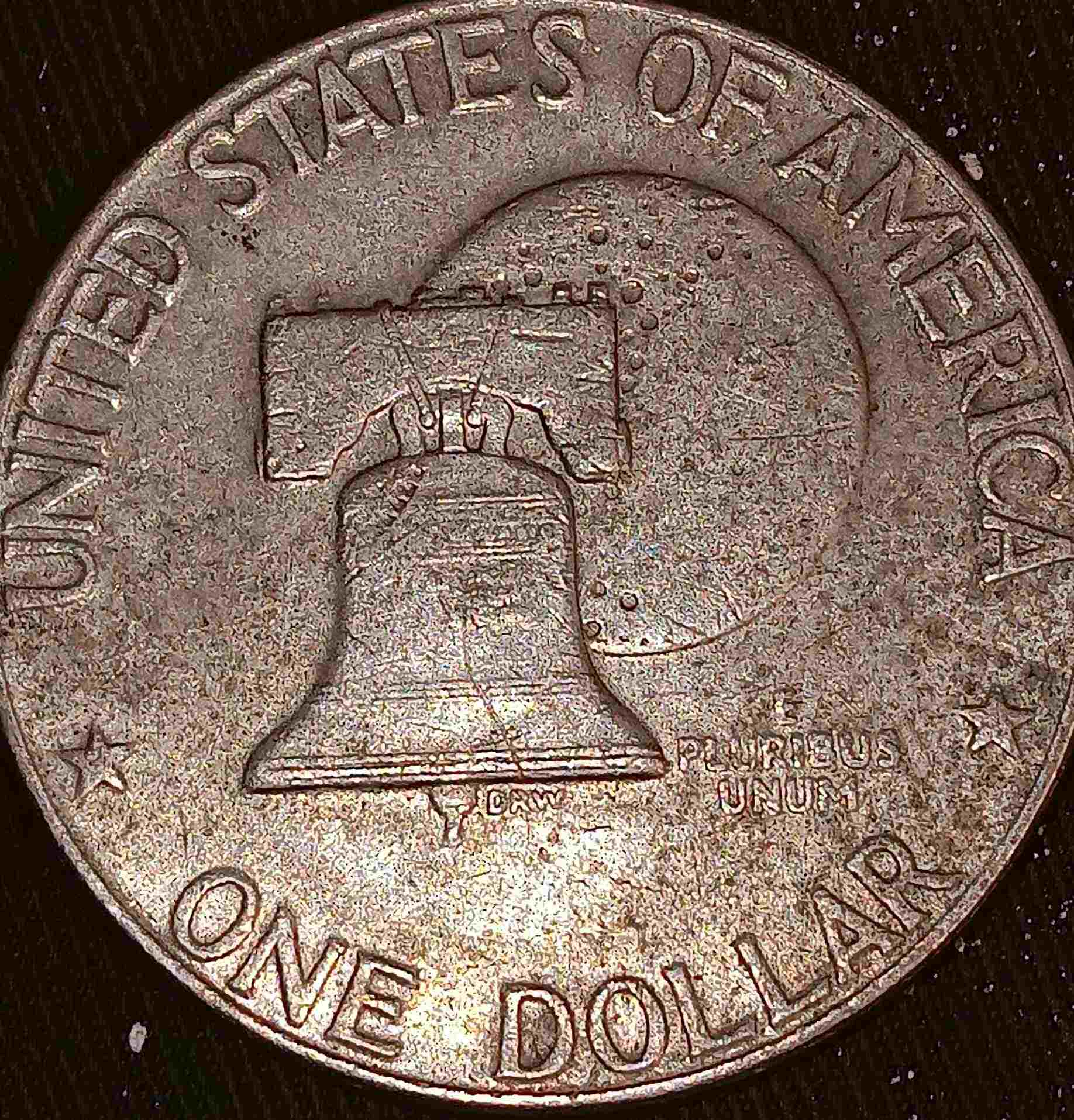 I-Have-No-Clue-As-To-What-I-Got-1976-D-Eisenhower-Dollar