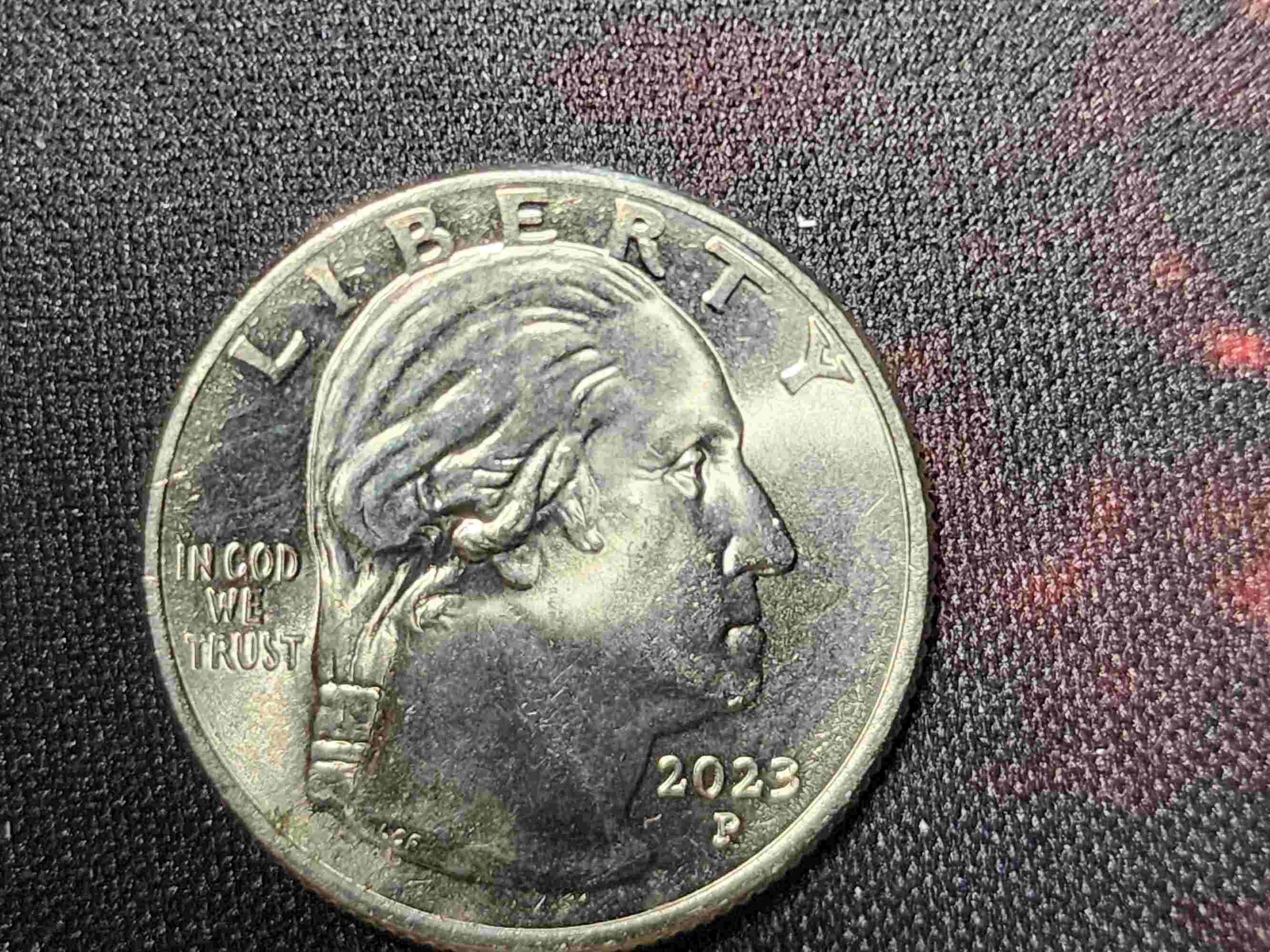 2023-Edith-Quarter-Error-On-Edith-Nose