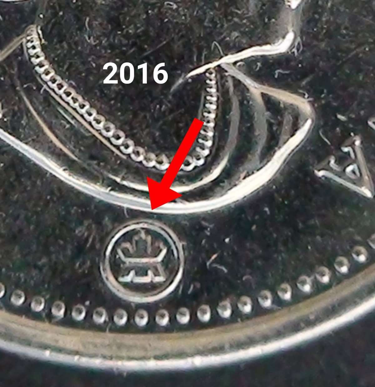 Wrong-Back-On-Queen-Side-On-2017-Quarter