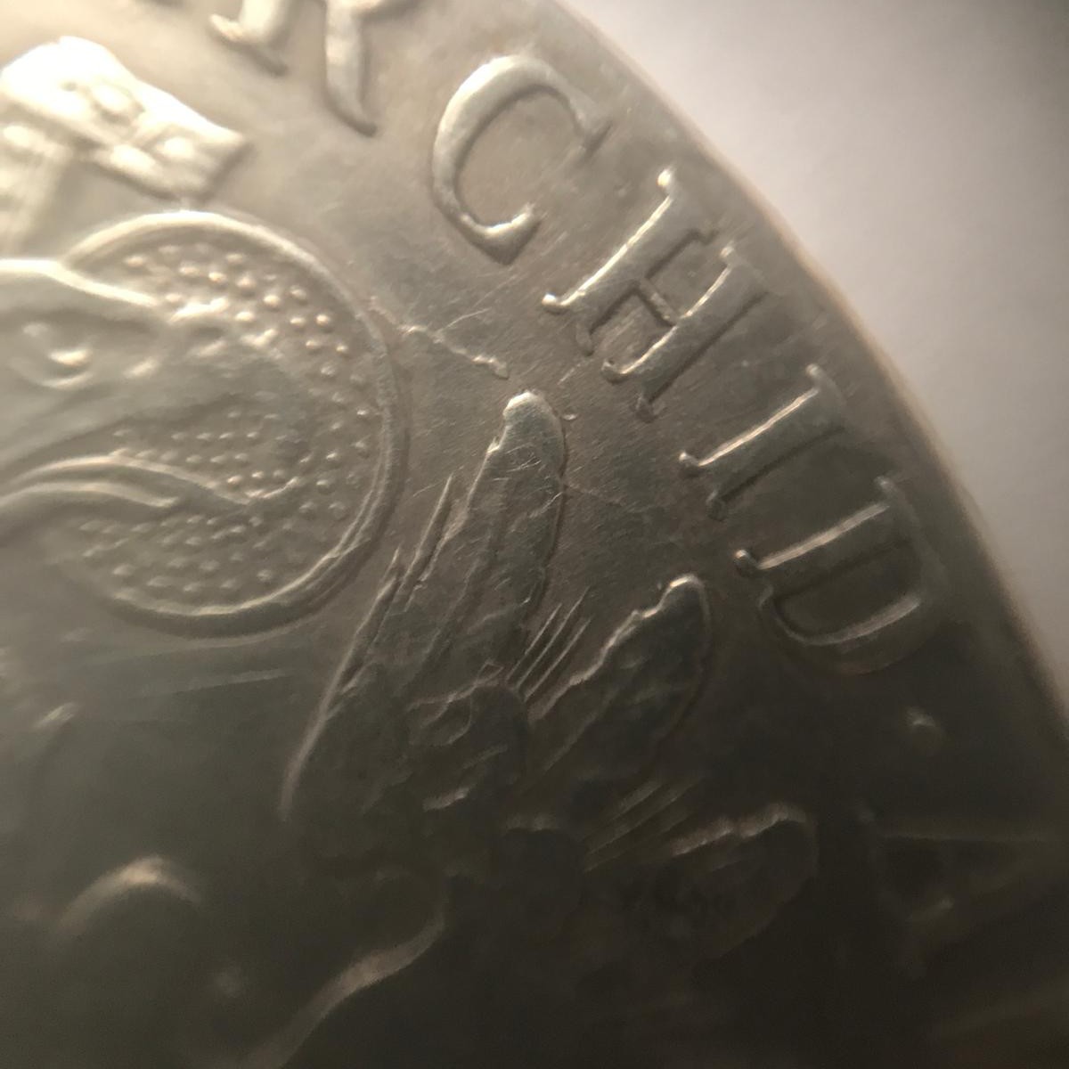 Post-A-Coin-Or-Medal-With-A-Die-Crack!