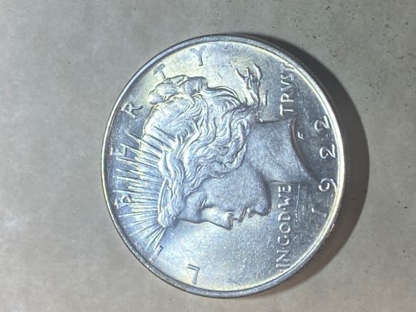 1922-Peace-Dollar-For-Grading