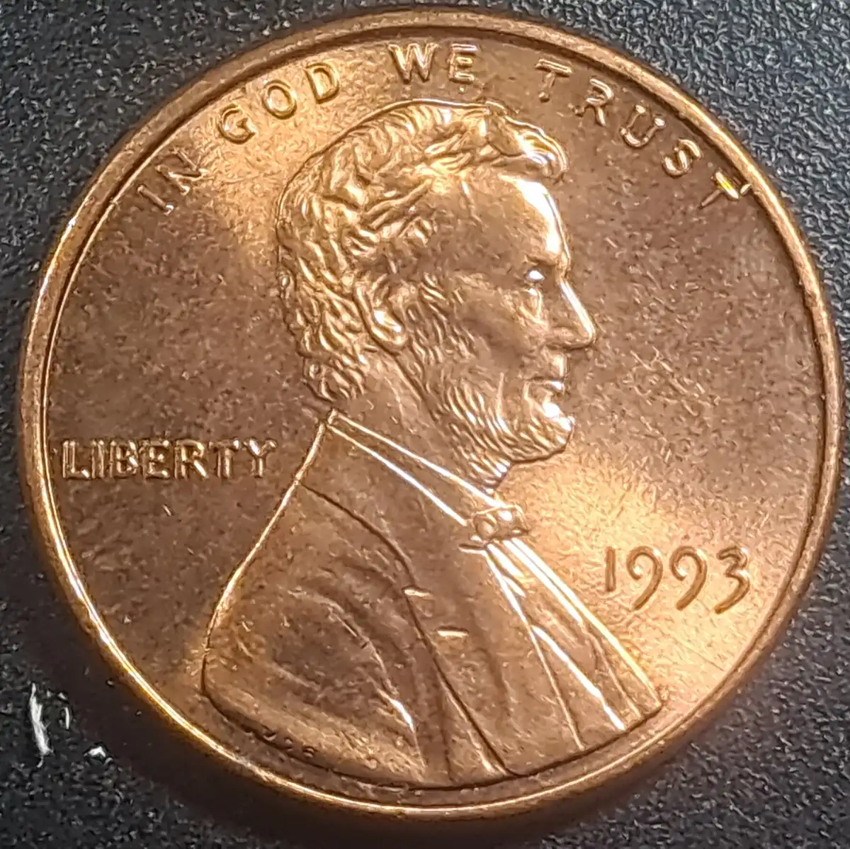 1993-Lincoln-Cent-With-A-Die-Chip-In-Hair