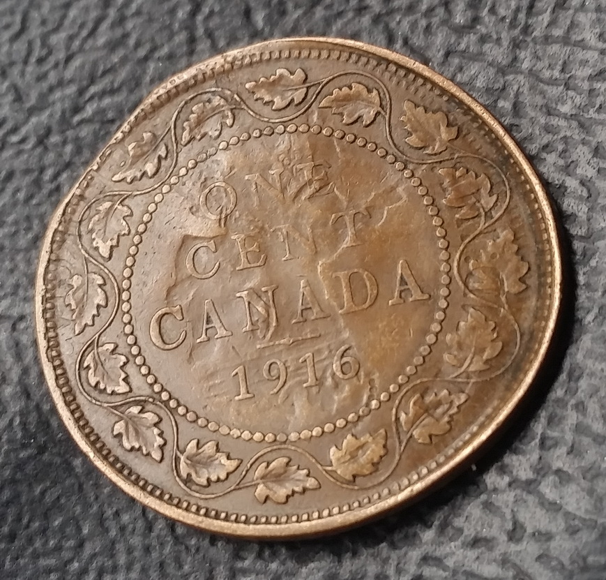 A-Unique-1916-Canada-One-Cent---Any-Ideas-What-Happened-Here-?