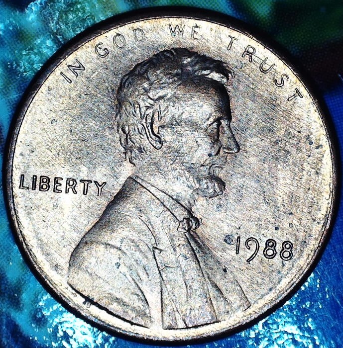 1988-Lincoln-Memorial-Cent---Cracked-And-Badly-Scratched-Die?