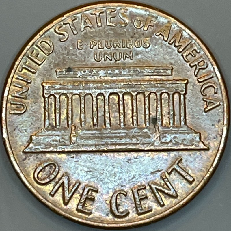 1969-D-Lincoln-Penny-With-A-Floating-Roof