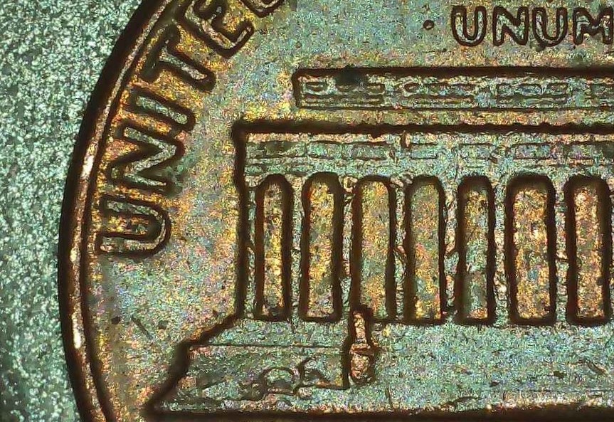 1969-D-Lincoln-Penny-With-A-Floating-Roof