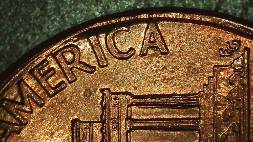 2007-Penny-With-Strange-Strike-On-Reverse-Rim
