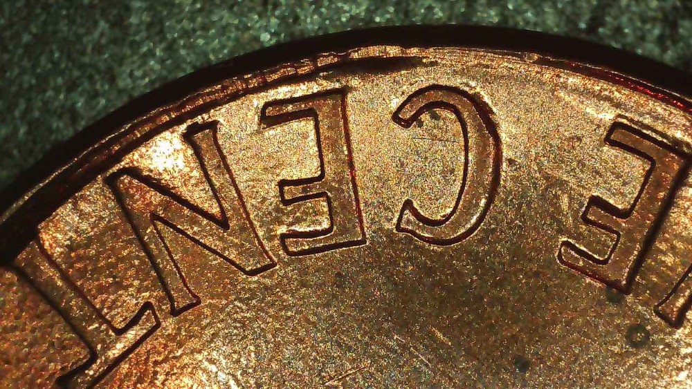 2007-Penny-With-Strange-Strike-On-Reverse-Rim