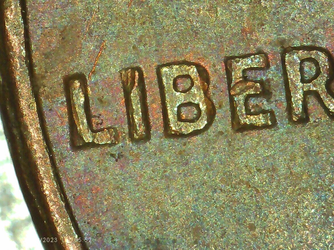 1982-Nmm-Lincoln-Cent-Small-Date-DDO-Or-Something-Else?