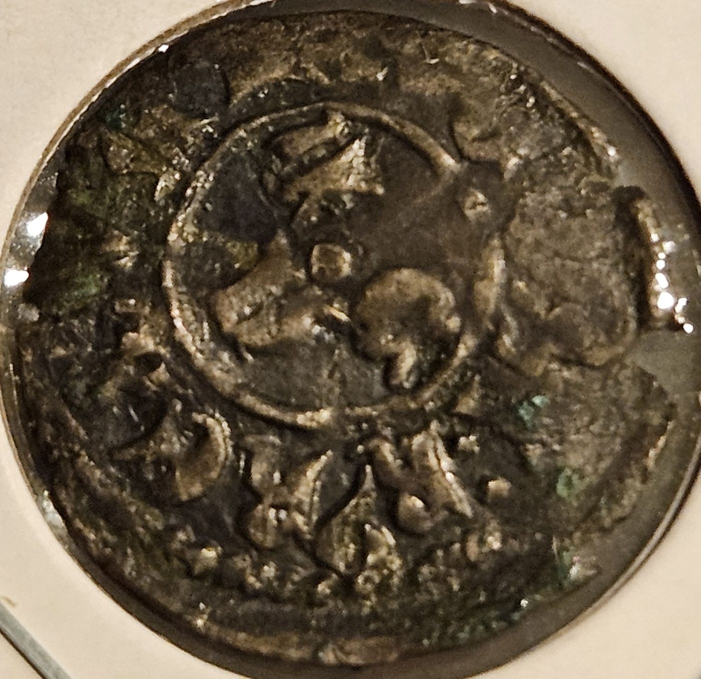 Identification-Help-Needed-Please-Possible-Medieval?