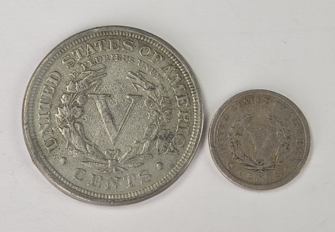 Oversized-1913-V-Nickel.early-Commemorative?-Copy?
