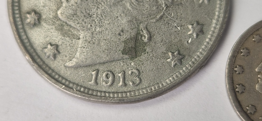 Oversized-1913-V-Nickel.early-Commemorative?-Copy?