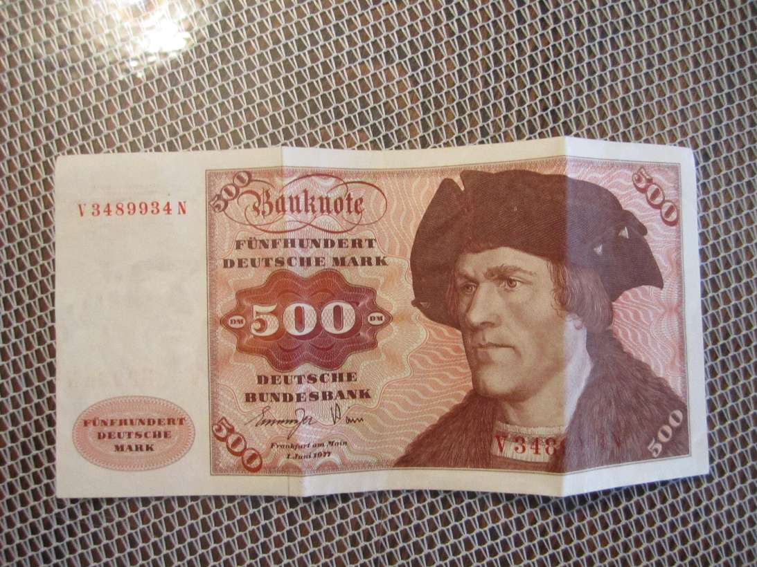HI-I-Am-Trying-To-Figure-Out-What-To-Do-With-Some-Deutsche-Marks