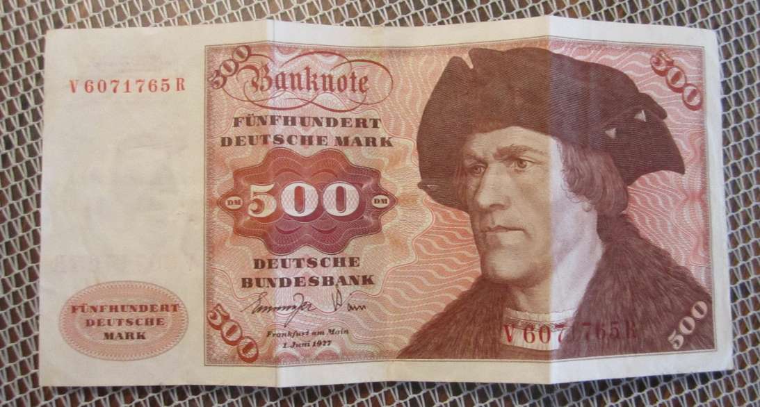 HI-I-Am-Trying-To-Figure-Out-What-To-Do-With-Some-Deutsche-Marks