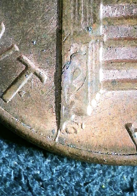 1982-Lincoln-Penny-3.1-Grams,-Die-Crack,-Rim-Separation,-Copper-Missing?