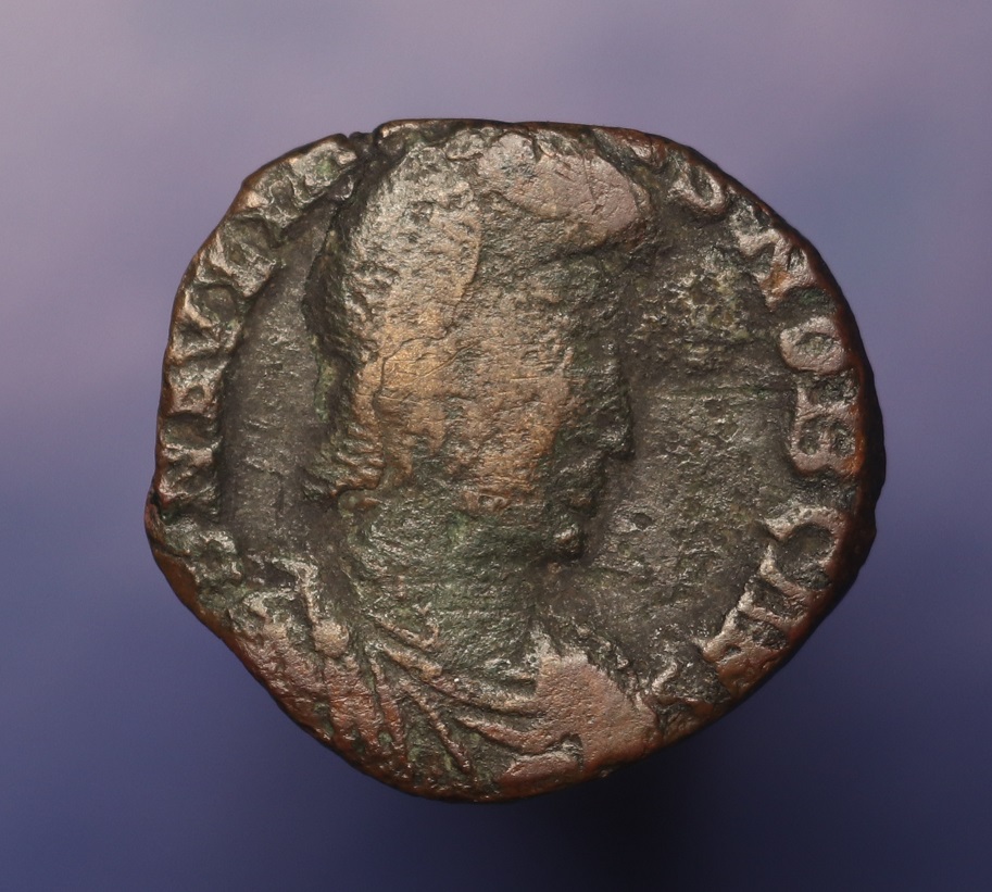 Ancient-Coin-To-Identify,-Roman?