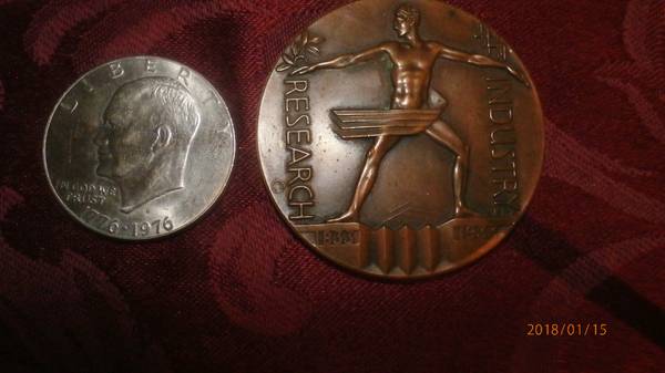 FB-Banned-This-1933-Chicago-Worlds-Fair-Bronze,-Took-My-Ad-Down.
