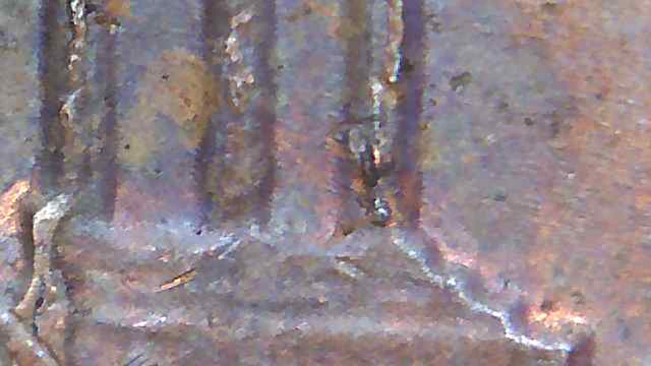 1982-LMC-Looks-Like-Mass-Die-Cracks-On-The-Reverse