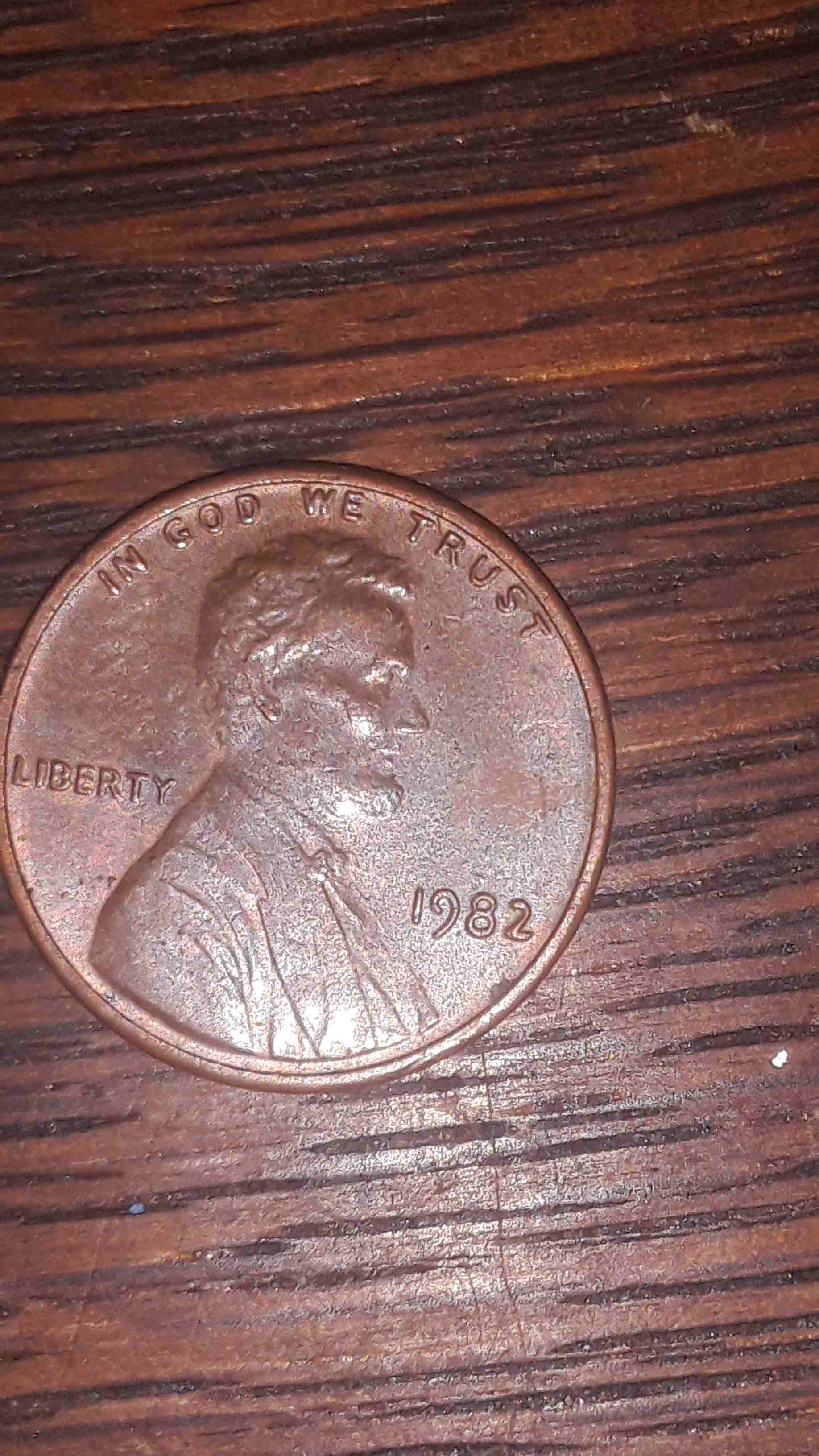 1982-LMC-Looks-Like-Mass-Die-Cracks-On-The-Reverse