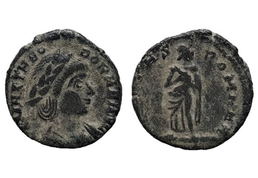 She's-Finally-Here,-Flavia-Maximiana-Theodora,-Constantius'-Second-Wife