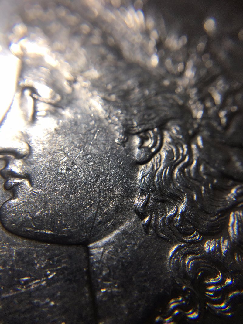 Us/Foreign-Estate-Sale-Finds