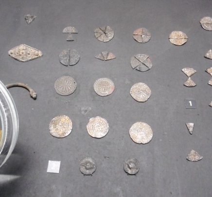 A-Compendium-Of-Numismatic-Displays-In-Museums-Around-The-World-Evergreen