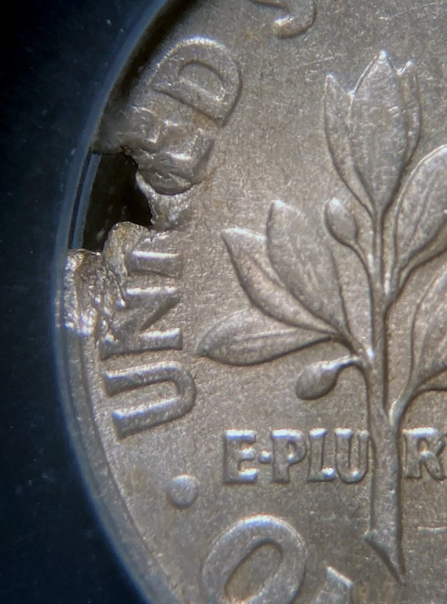 1960-D-Roosevelt-Dime-Mint-Error---Ragged-Clip