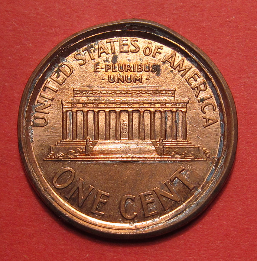 No-Date-Lincoln-Memorial-Cent-Mint-Error---Reverse-Die-Cap