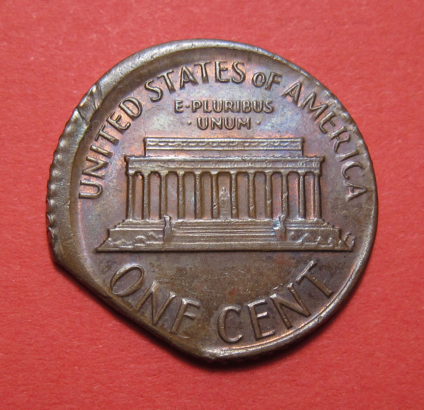 1981-Lincoln-Memorial-Cent-Mint-Error---Broadstrike-On-A-Clipped-Planchet-+-Reeding