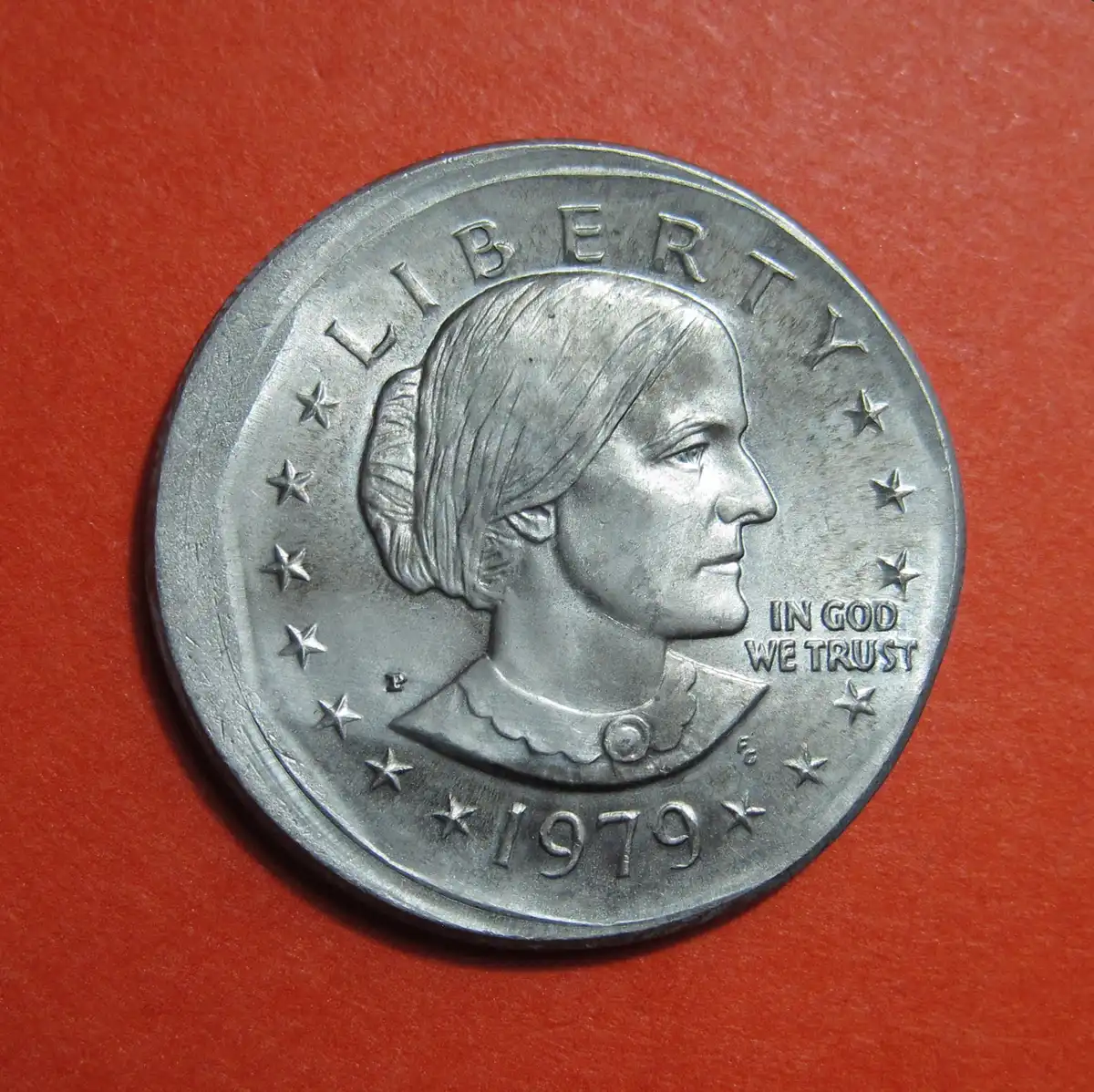 1979-P-Susan-B-Anthony-Dollar-Mint-Error---Uncentered-Broadstrike