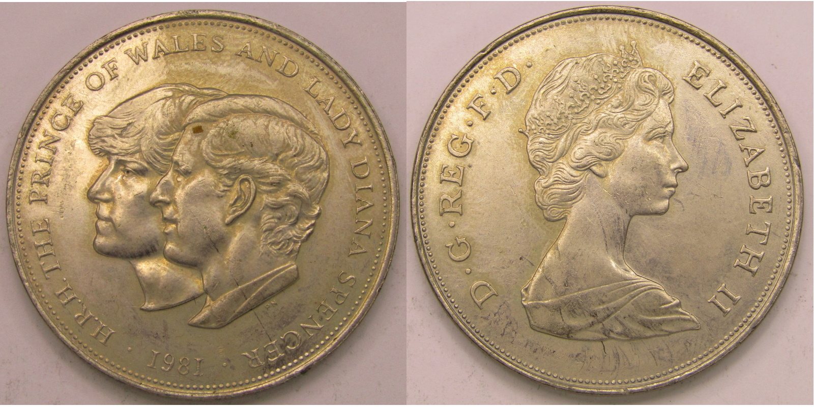 Grading-Some-UK-Crowns-And-Half-Crowns