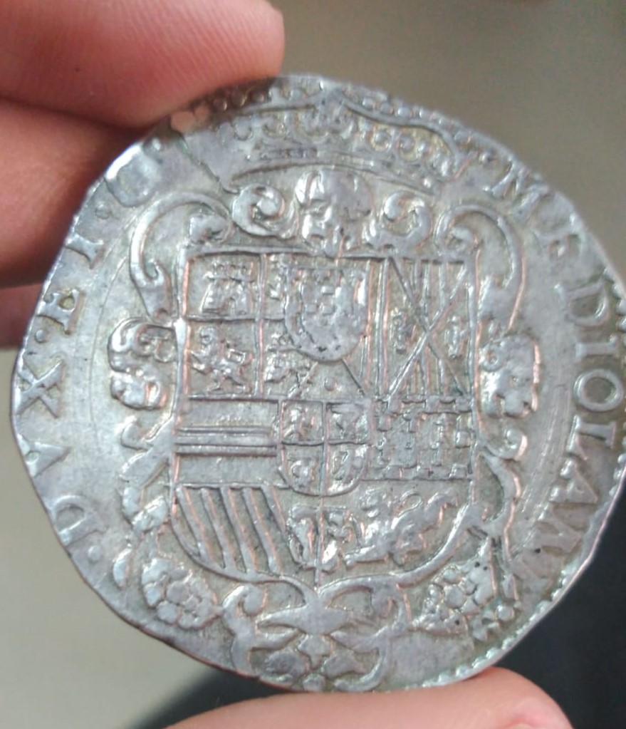 Information-About-Grundy-Collection