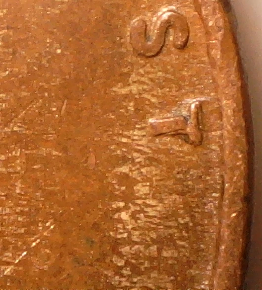 Found-One-Of-The-Many-1941-DDO-Also-A-Nice-Woody