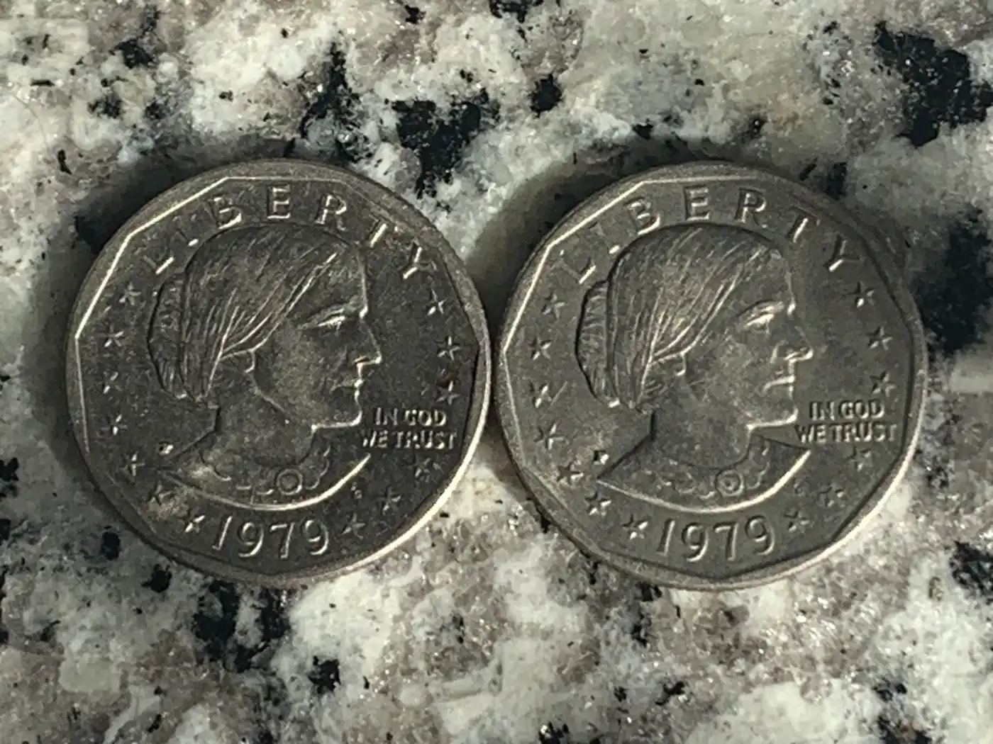 2-1979-SBA-Coins-Different-Sizes-And-Images