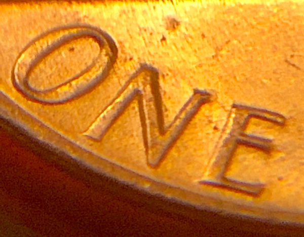1982-Ldz-Penny:-Seeing-Some-Hub-Doubling-On-Both-Obverse-And-Reverse...