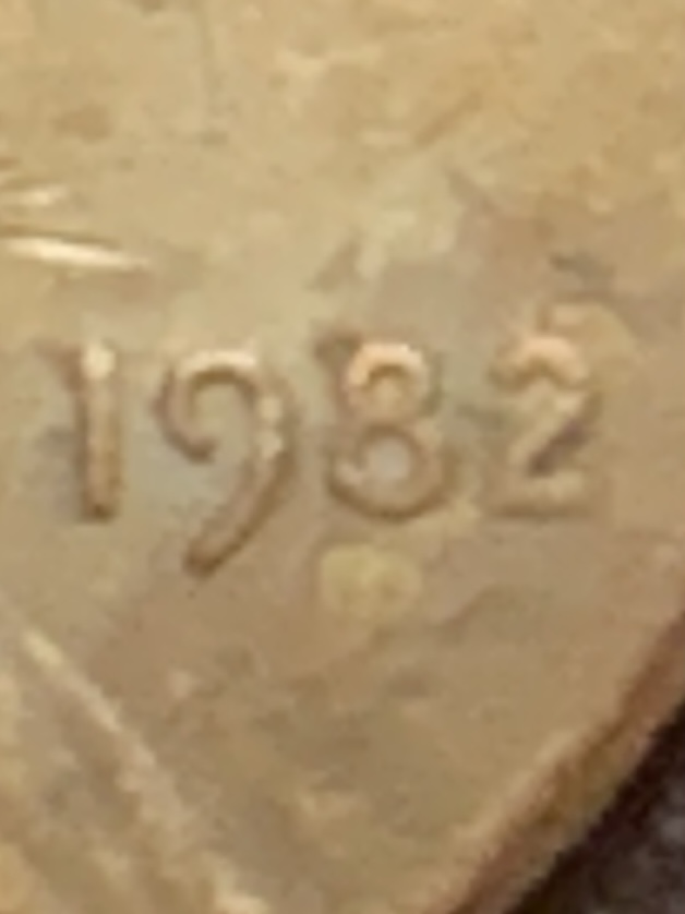 1982-?-LMC-Definitely-A-Small-Date-&-It-Weighs-3.10g,-Please-Take-A-Look!