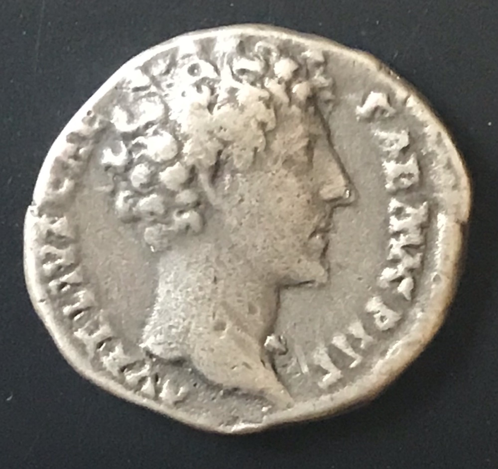 I-Cant-Find-This-Coin-In-Roman-Coins