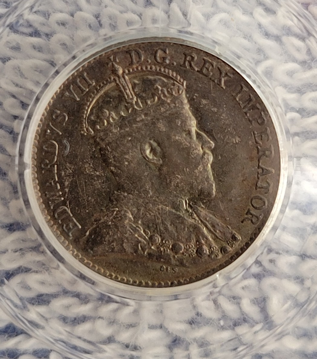 1910-Canada-5-Cents---Round-Leaves