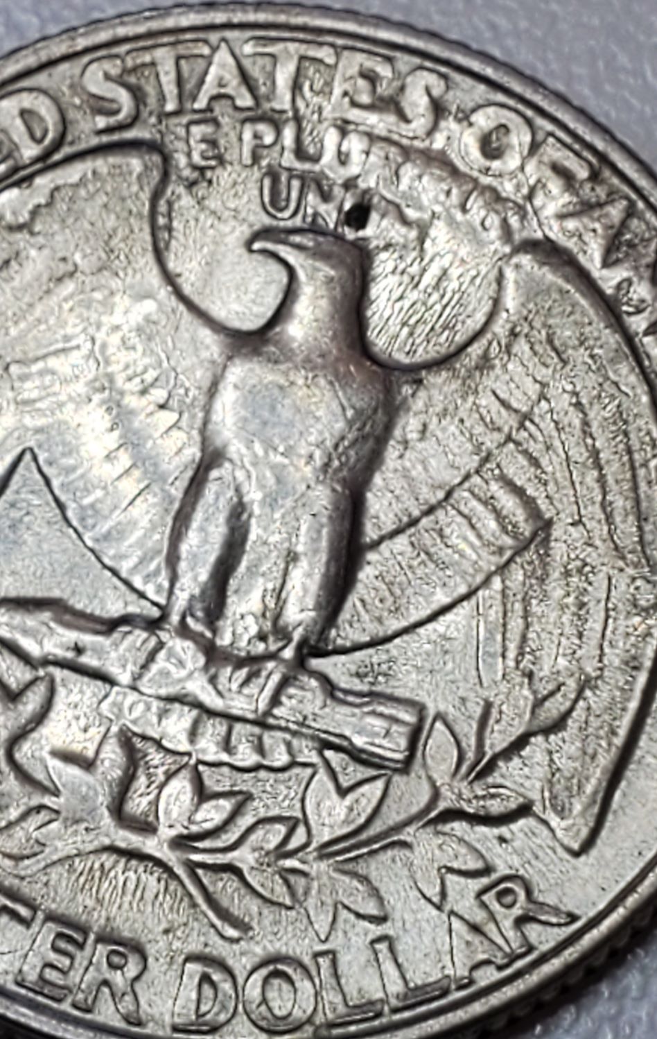 1983-P-Quarter-Strike-Through-Or-Dryer-Coin-Or-Worn-Die?