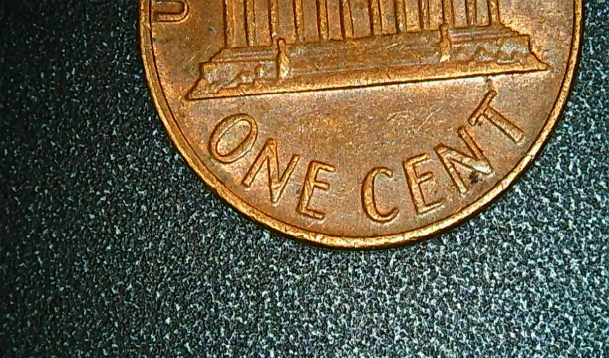 1969-D-Lincoln-Memorial-Penny-Possible-Lamination-Error-Or-PMD?-Obverse