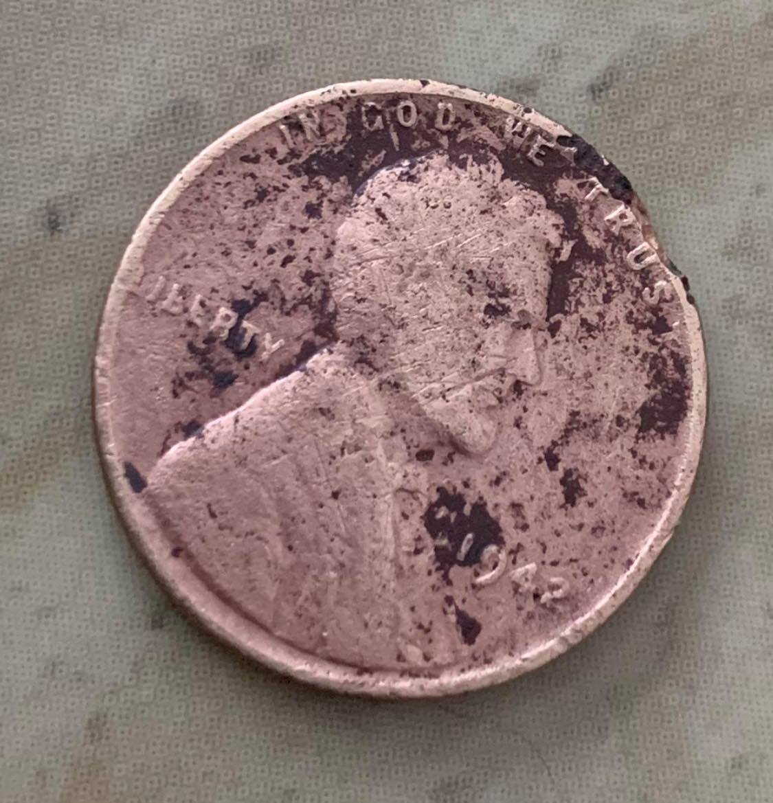 1942-Wheat-Cent-That-Weighs-2.8g