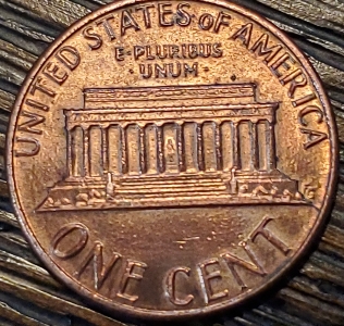 1984-Rim-Fin-&-Date-Seems-Enlarged?