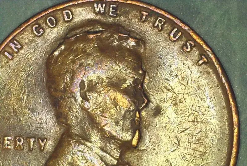 1946-Lincoln-Wheat-Cent---Is-This-An-Error-Or-Man-Made?